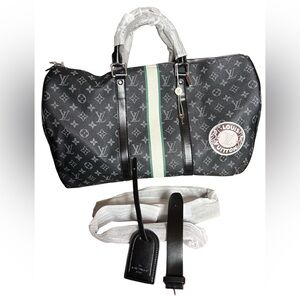 🔥 SALE $200 Fashion Lux Monogram Duffel Bag
